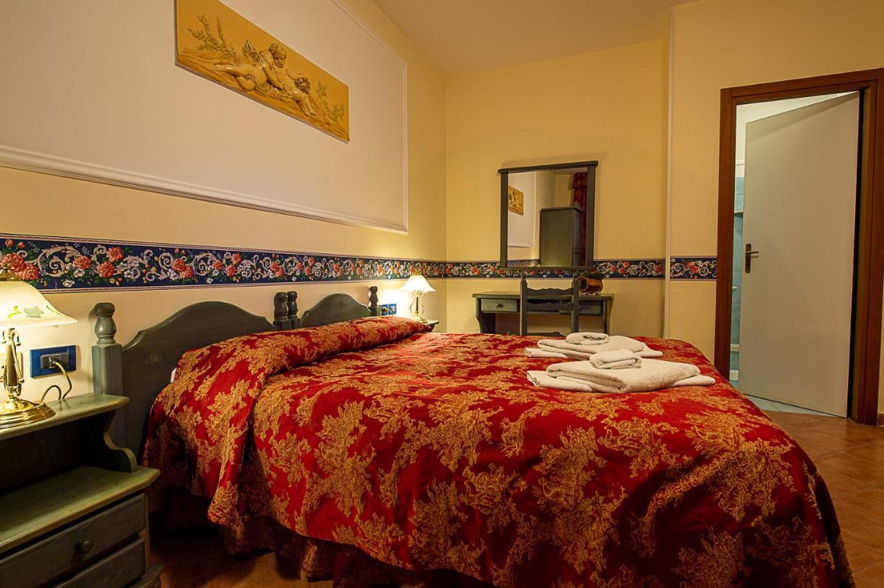 Hotel Louis II Ciampino Exterior foto