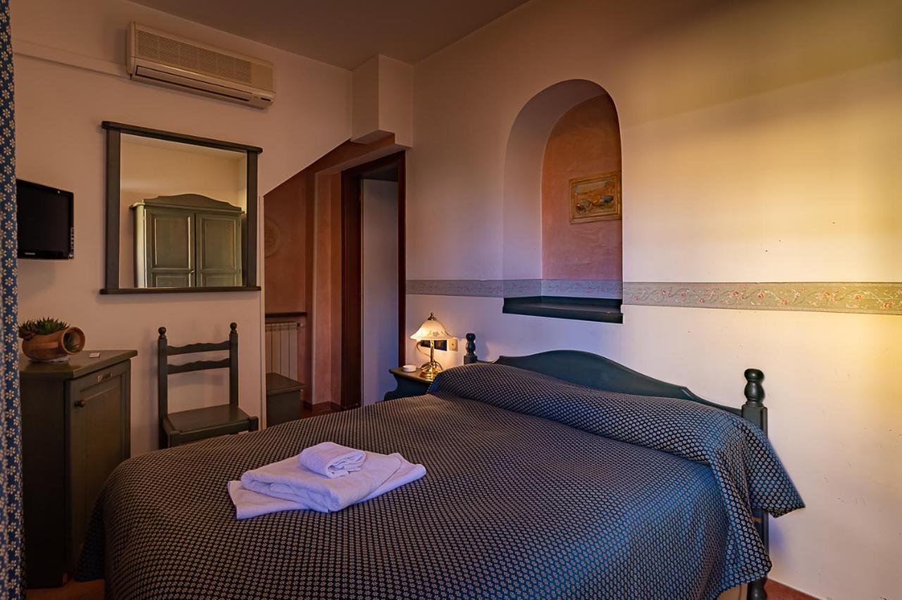 Hotel Louis II Ciampino Exterior foto