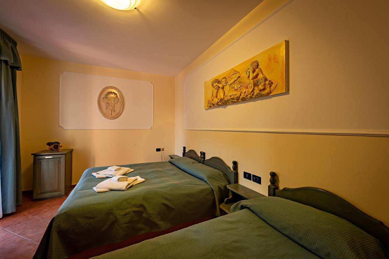 Hotel Louis II Ciampino Exterior foto